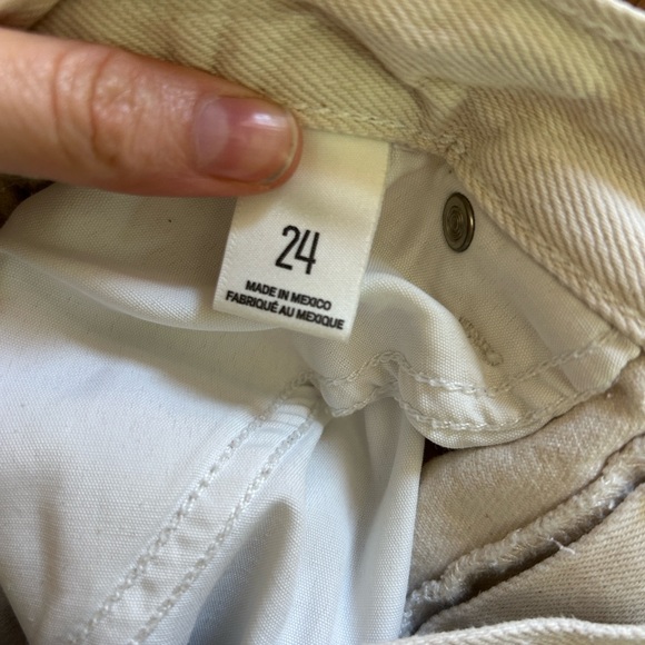 Urban Outfitters BDG Women's Straight Leg Utility Jean in Cream | Size 24 - Picture 11 of 11